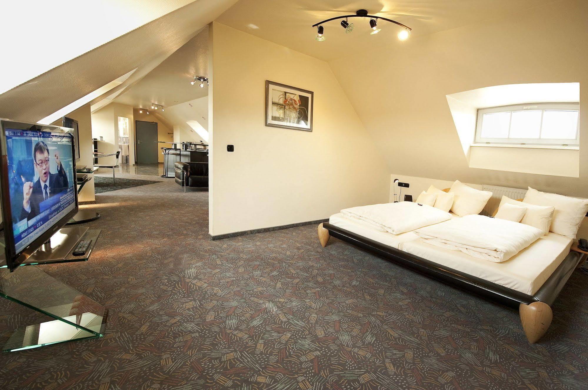 Advantage Appartements Hotel Nuremberg Bagian luar foto