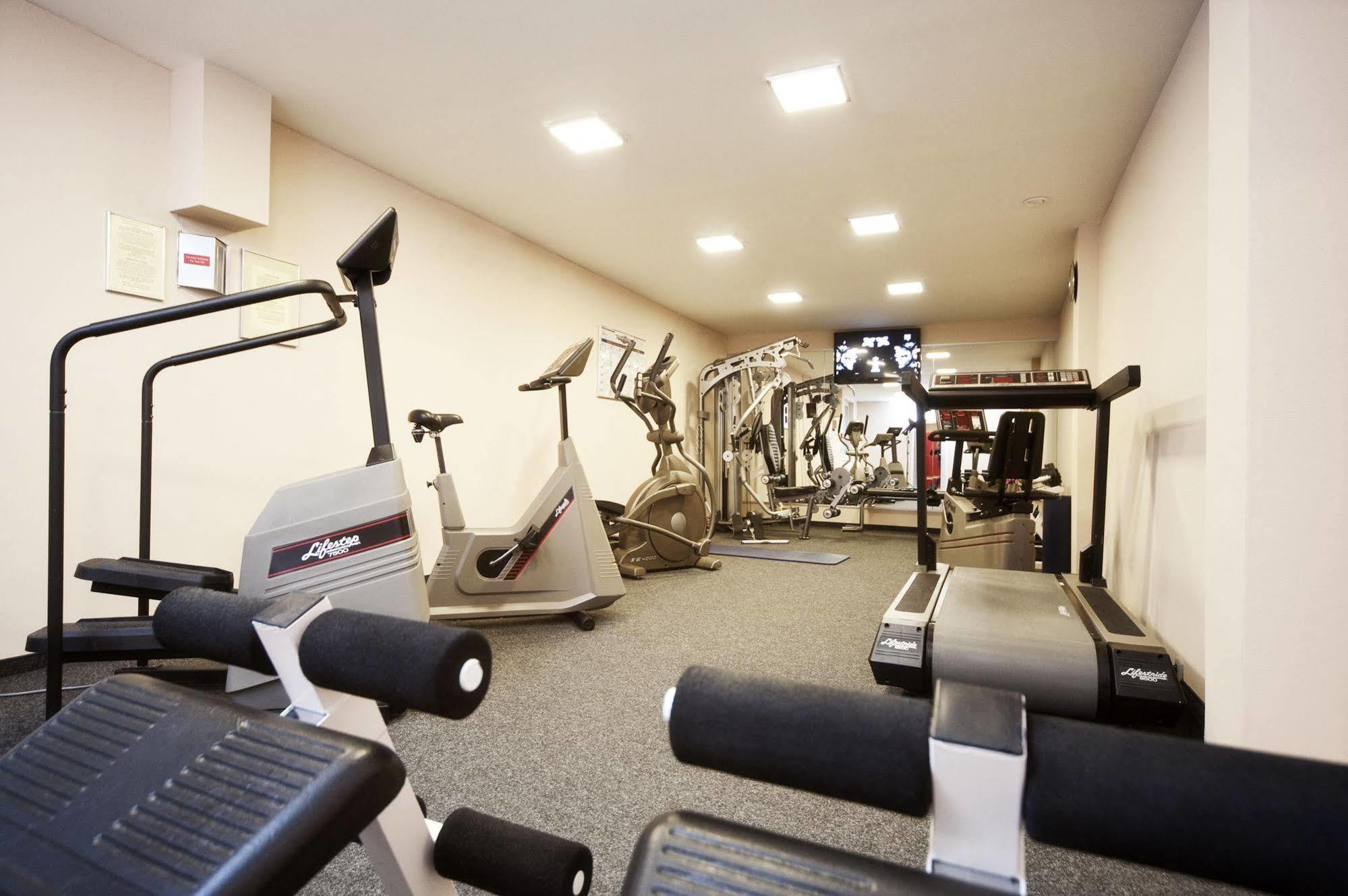 Advantage Appartements Hotel Nuremberg Bagian luar foto